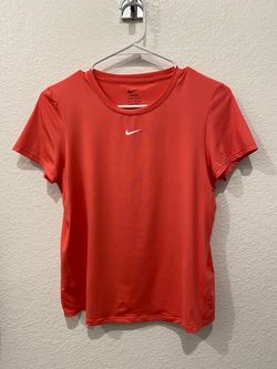 Nike One Dri-FIT Short Sleeve Top