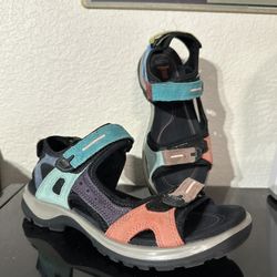 Ecco Sandals, Women's Size 9, multi color, adjustable w/3 straps lightly used!