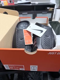 Nike mind 001 slides Size12
