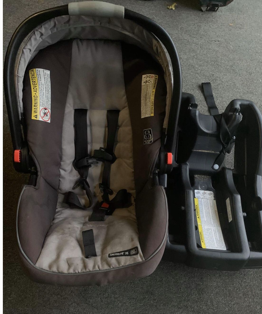 Graco Snugride 35 with Base Car Seat