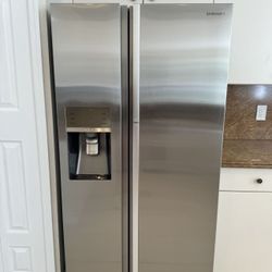 📌 Refrigerador Side by Side Samsung 