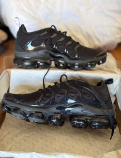 Nike VaporMax plus