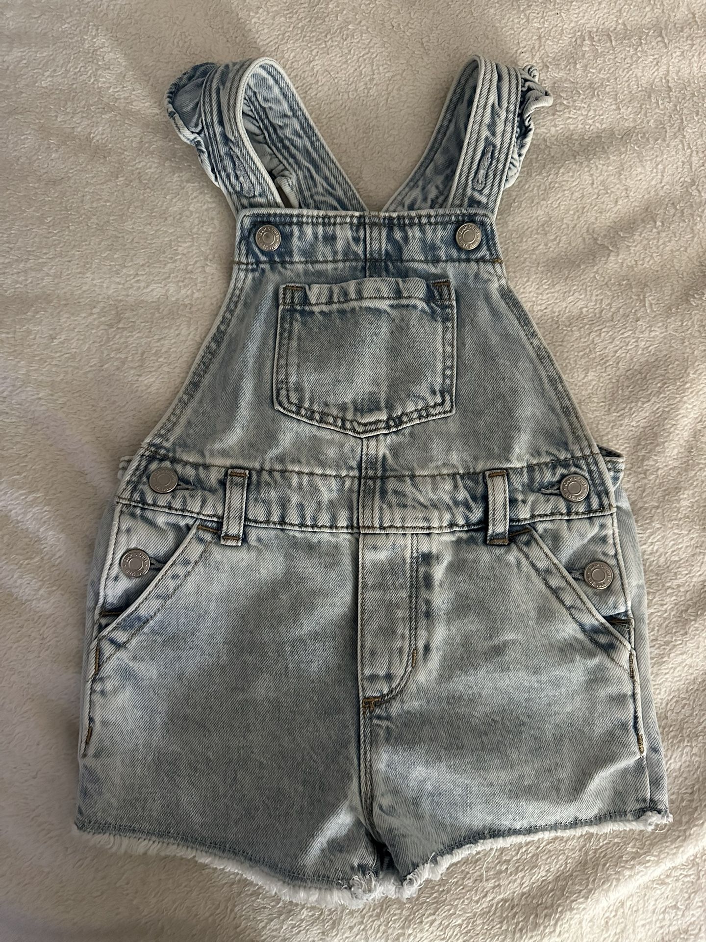 Baby GAP ruffle strap shortalls Size 3
