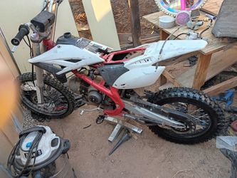 Dirt bike