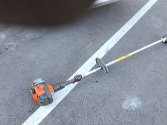 Husqvarna 327LS weed eater 40.00