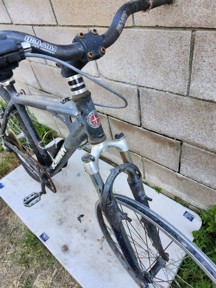 Aluminum schwinn mountain bike