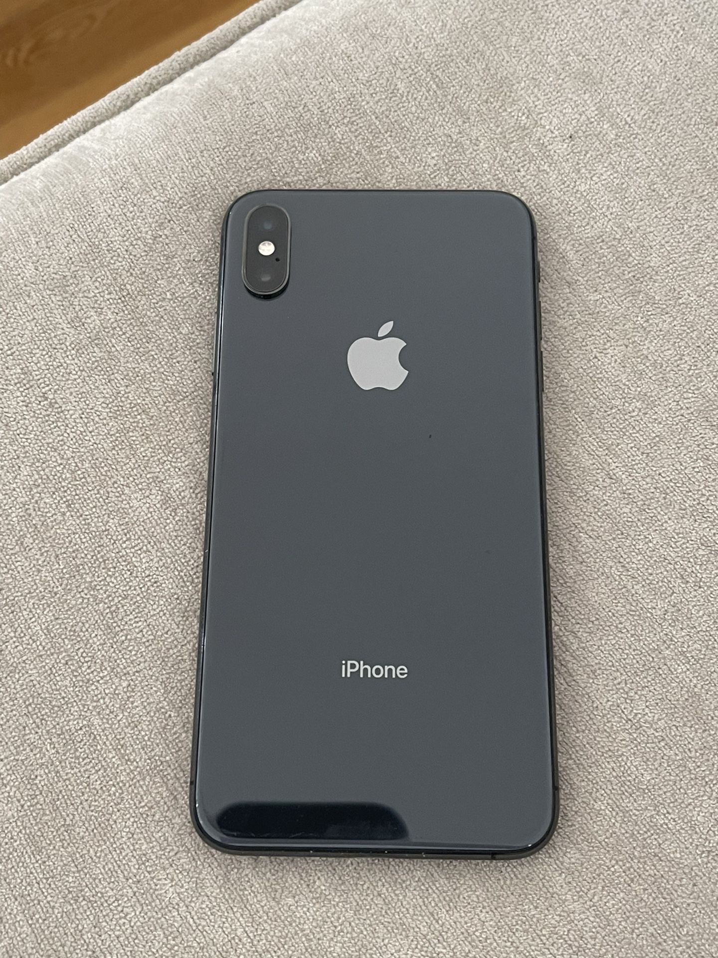 IPHONE XS MAX 256GB FOR T MOBILE - Cell phones & Accessories