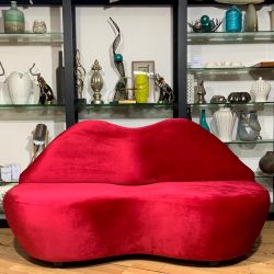 Velvet Lips Sofa (3 Colors Available)