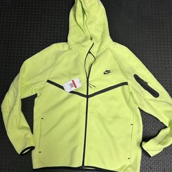 Brand New Neon Green Nike Tech  (L) 