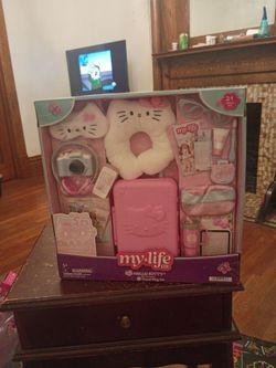 Brand new Life As Hello Kitty Travel Play Set for 18" Dolls, 50th Anniversary, 21 pieces, firm price $50 pick up only 865 Ellsworth avenue right off o