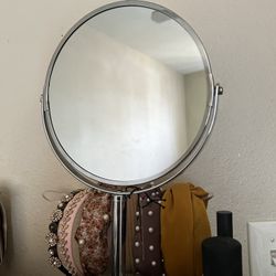BINO Vanity Mirror