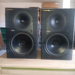 A Pair Of Mackie HR824 High Res Studio Monitor Speakers