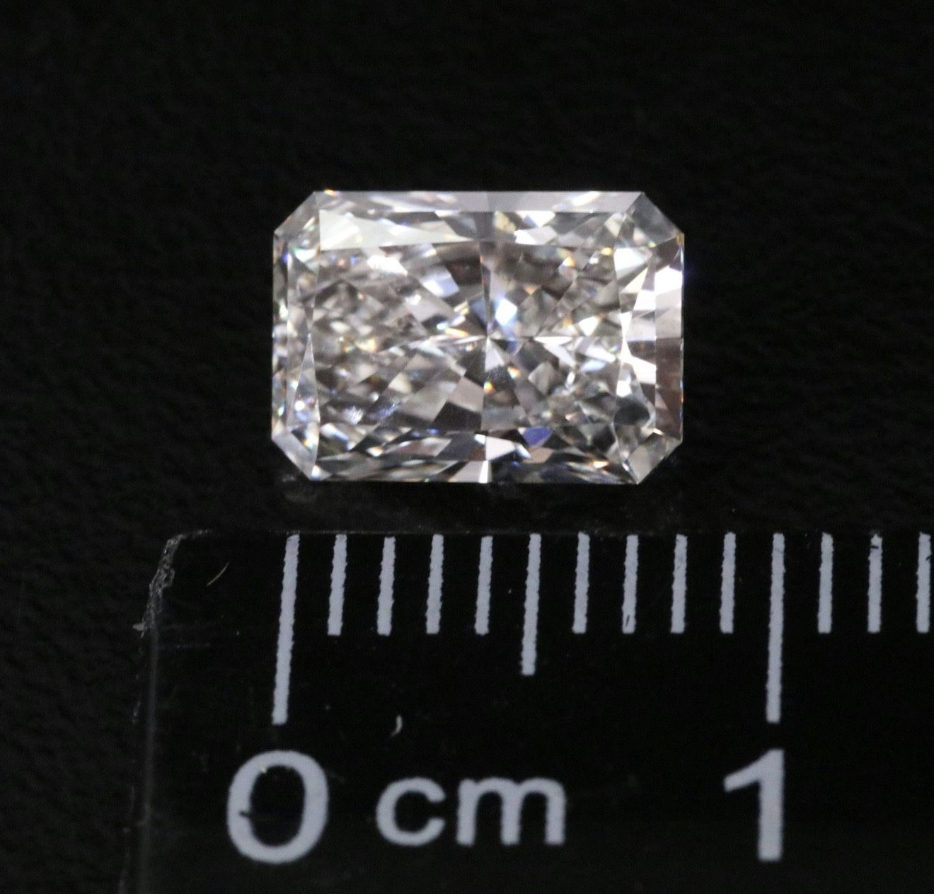Loose 1.81 CT Lab Grown Diamond with IGI Report
