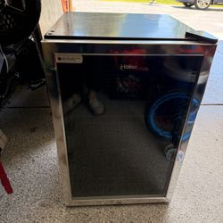 Haier mini-fridge
