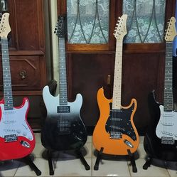 Brand New Electric Guitars With Soft Cases $120 Each Set 