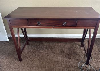 Linon Home Decor Desk