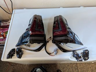 Lexus GX 460 Aftermarket Taillights