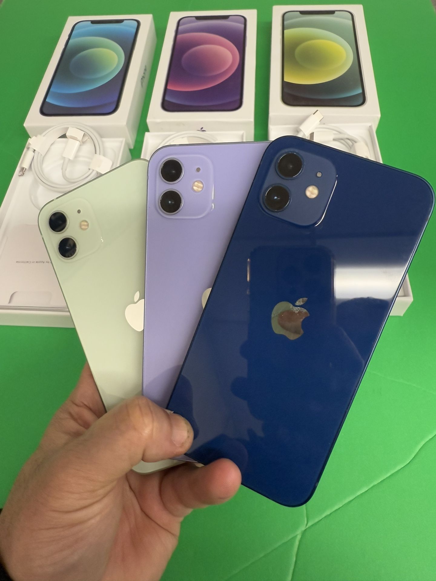 iPhone 12 Several Color Available,unlocked 64gb ( Liberado)