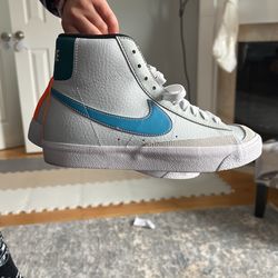 Nike Blazers Pure Platinum Laser Blue