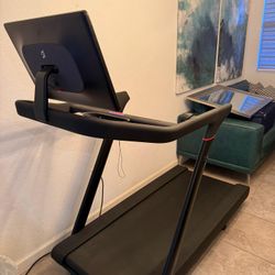 Peloton Treadmill For Sale 