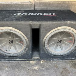 12s Subwoofers Kicker Comps 