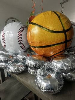 Balloon Centerpieces 