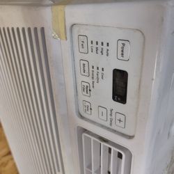 GE AHS14AXL1 Air Conditioner / AC / Comes with remote