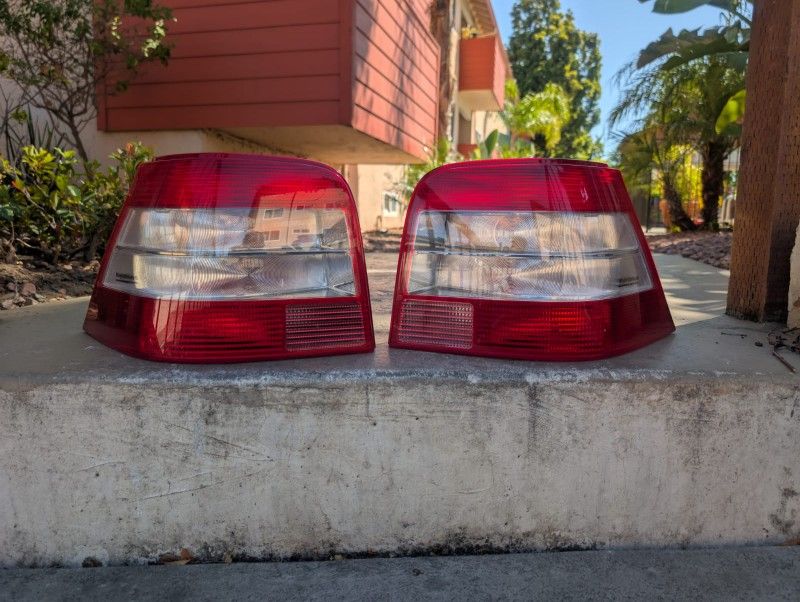 VW MK4 HELLA Magic Color RCCR