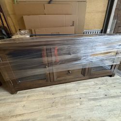 Solid Wood TV Stand / Cabinet 