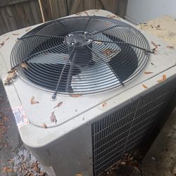 Bryant Legacy Line 215BNA036000GAAA 3-ton 15 SEER heat pump.