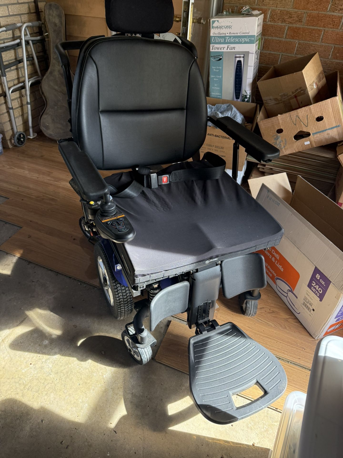 Electric Wheelchair