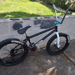 BMX BIKE FOR SALE