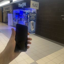 ***Iphon…11…(128)…Gb…Facktory Unlock***