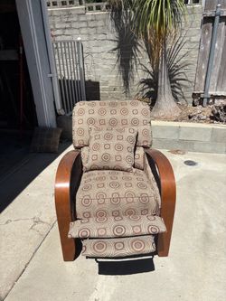 Retro Recliner
