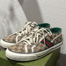 Gucci Shoes Ebony 1977