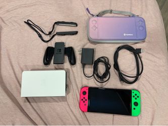 Nintendo switch OLED with accessories Nintendo switch OLED with accessories