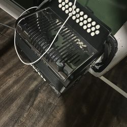 Hohner panther accordion  