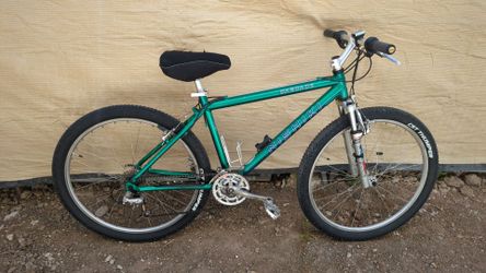 Nishiki Cascade 18" Mountain Bike