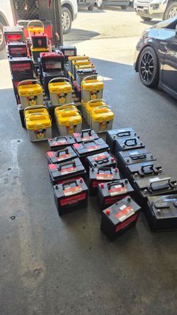 Car Battery 24f H5 34 78 65 48 49 47 H6 H7 51r 94r 86 H8 H9 Truck SUV And Car Batteries with Warranty. $60 + Core. Bateria para cualquier carro COVINA