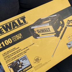 DEWALT ELECTRIC PRESSURE WASHER