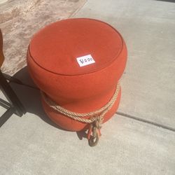 Side Table/ottoman