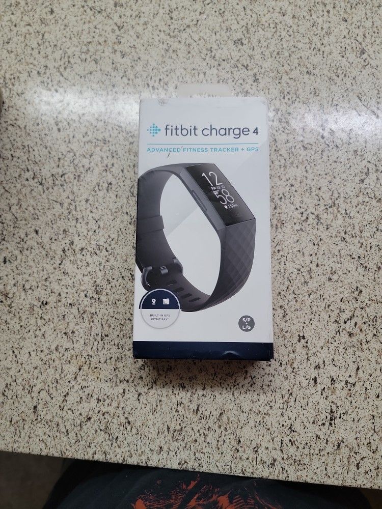 Fitbit Charge 4