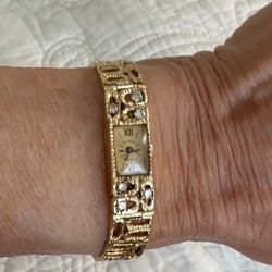 Vintage Solid 14k Gold Case/Bracelet Ladies Watch With 6 Diamonds 