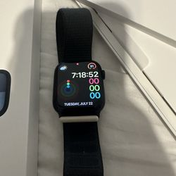 Apple Watch Series 9 44mm