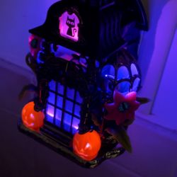 Bath And Body Works/ Halloween Projectors/ Wallflower Plugs