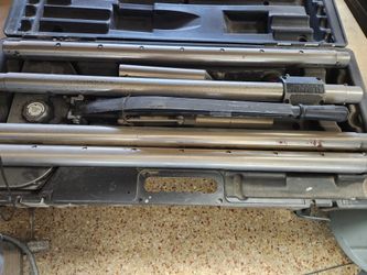 Carpet install Strecher