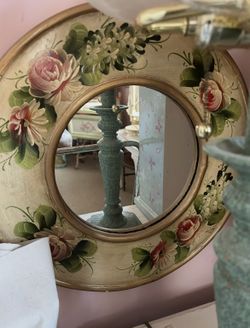 Roses Round Mirror 