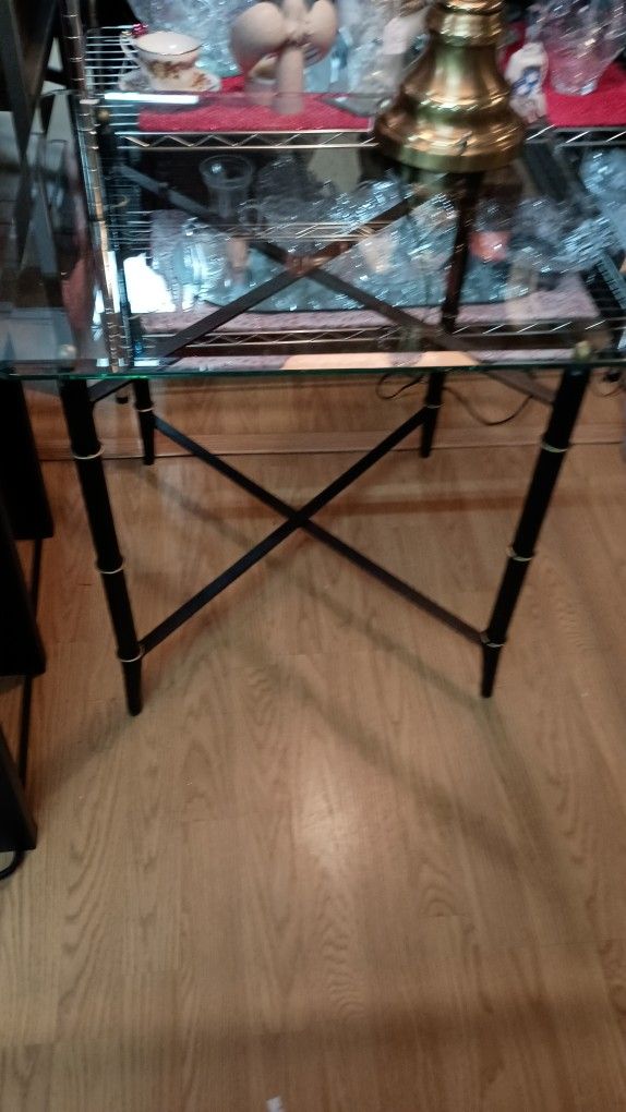 Beveled Glass Top End Table