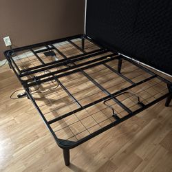 Adjustable Bed Frame 