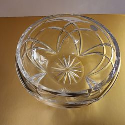 BOHEMIA LEAD CRYSTAL CENTERPIECE BOWL 7-3/4" Cut Crystal Prague Czech Republic